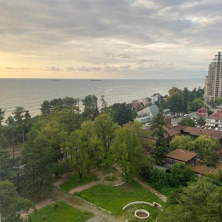 Аппартаменты С Двумя Балконами На Море И Горы Makhinjauri Εξωτερικό φωτογραφία