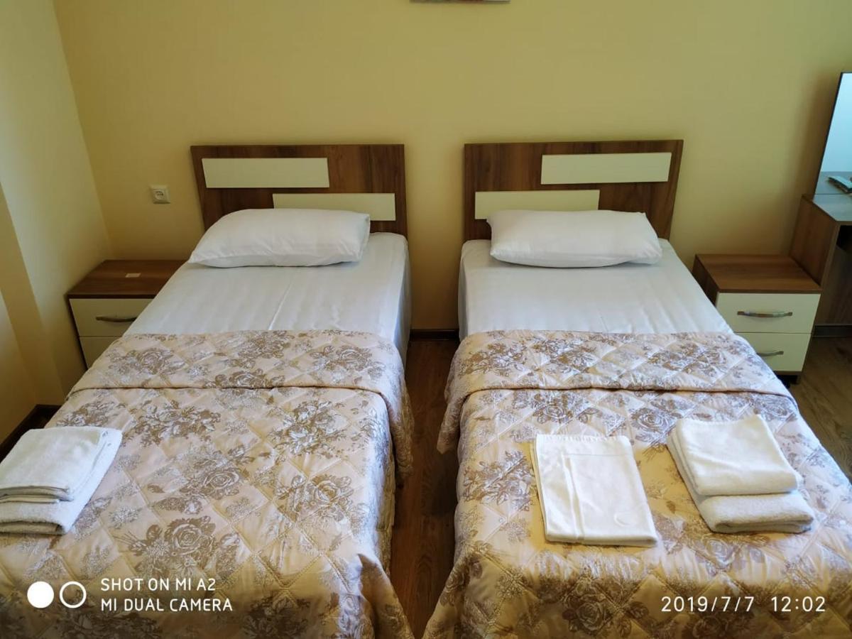 Аппартаменты С Двумя Балконами На Море И Горы Makhinjauri Εξωτερικό φωτογραφία