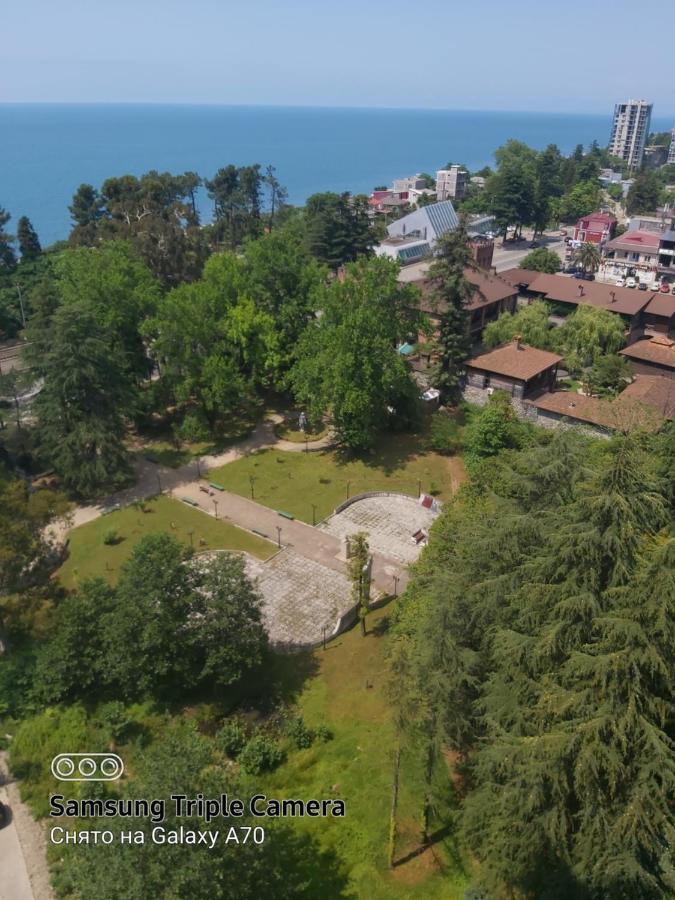 Аппартаменты С Двумя Балконами На Море И Горы Makhinjauri Εξωτερικό φωτογραφία